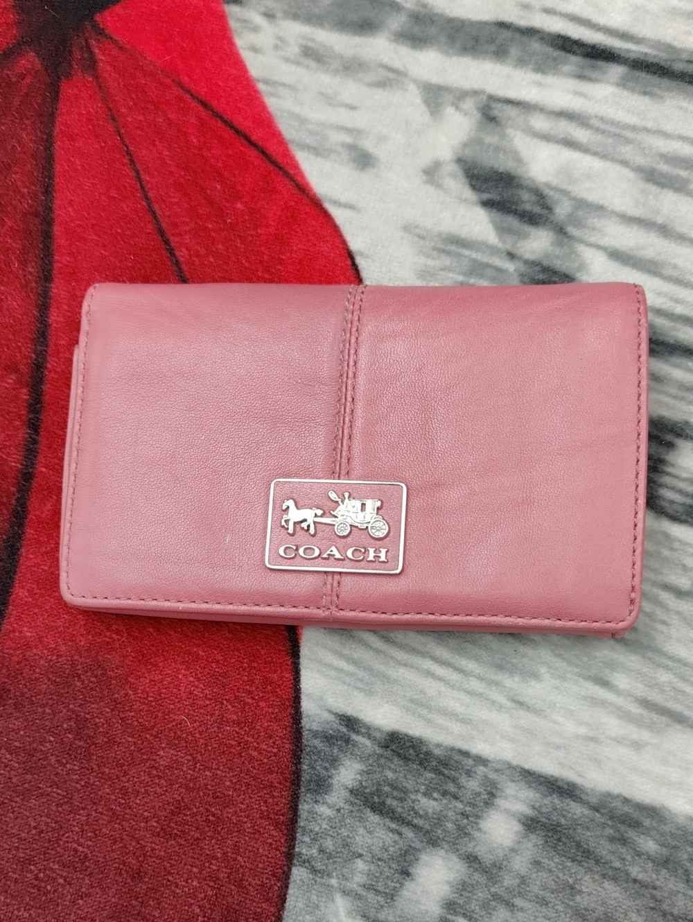 Coach Authentic Mia Trifold Wallet Mauve